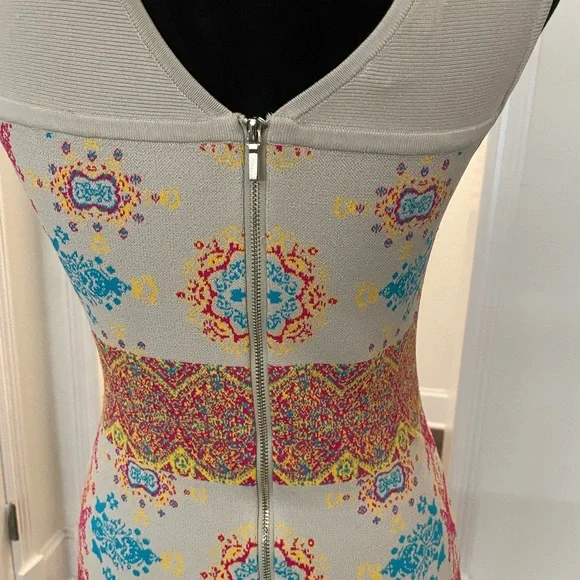Bebe Sleeveless Spandex Multi color Dress - Picture 4 of 5